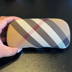Burberry Glasses Case Nova Plaid Black Interior